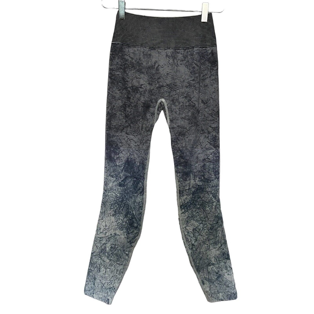 Lululemon Women's Ebb To Train Black Luna White Wash Dye Ombré Tights - Size 2